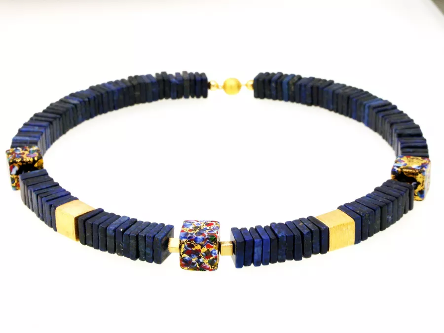 Designcollier Lapis-Klimtwuerfel