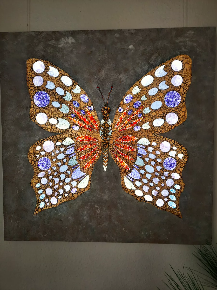 Edelsteinlichtobjekt Schmetterling